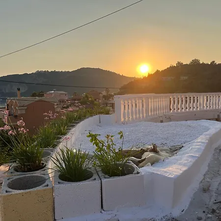 Theklas Ground Floor Apartamento *